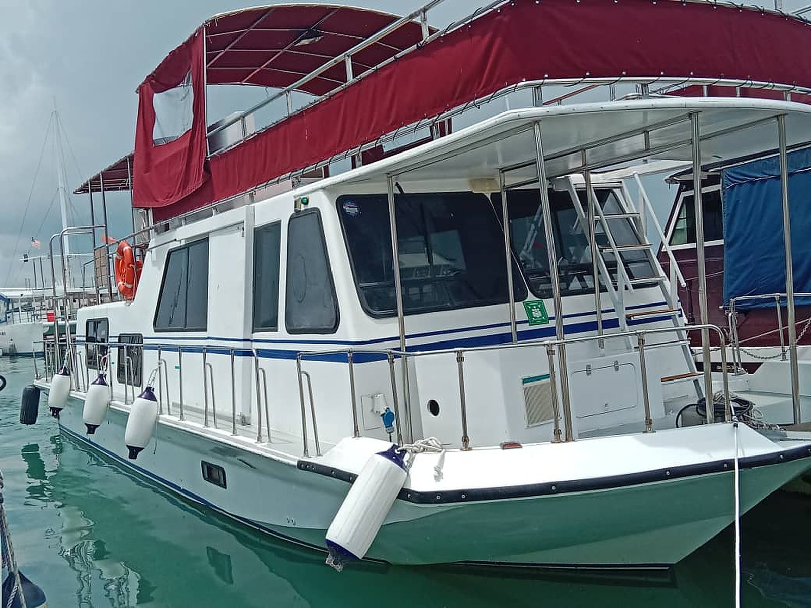 Langkapuri at the jetty